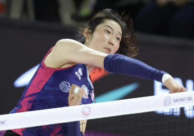 小萝莉被出汁水
