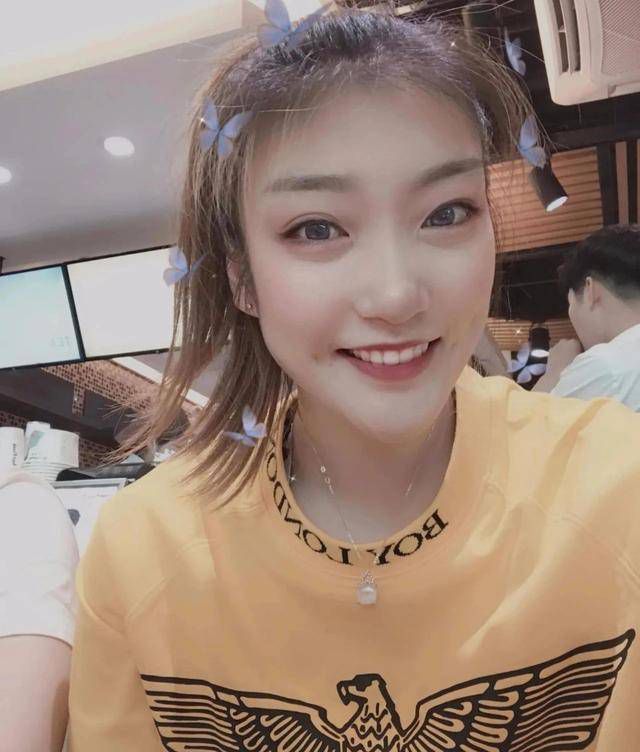 午夜国产理论片
